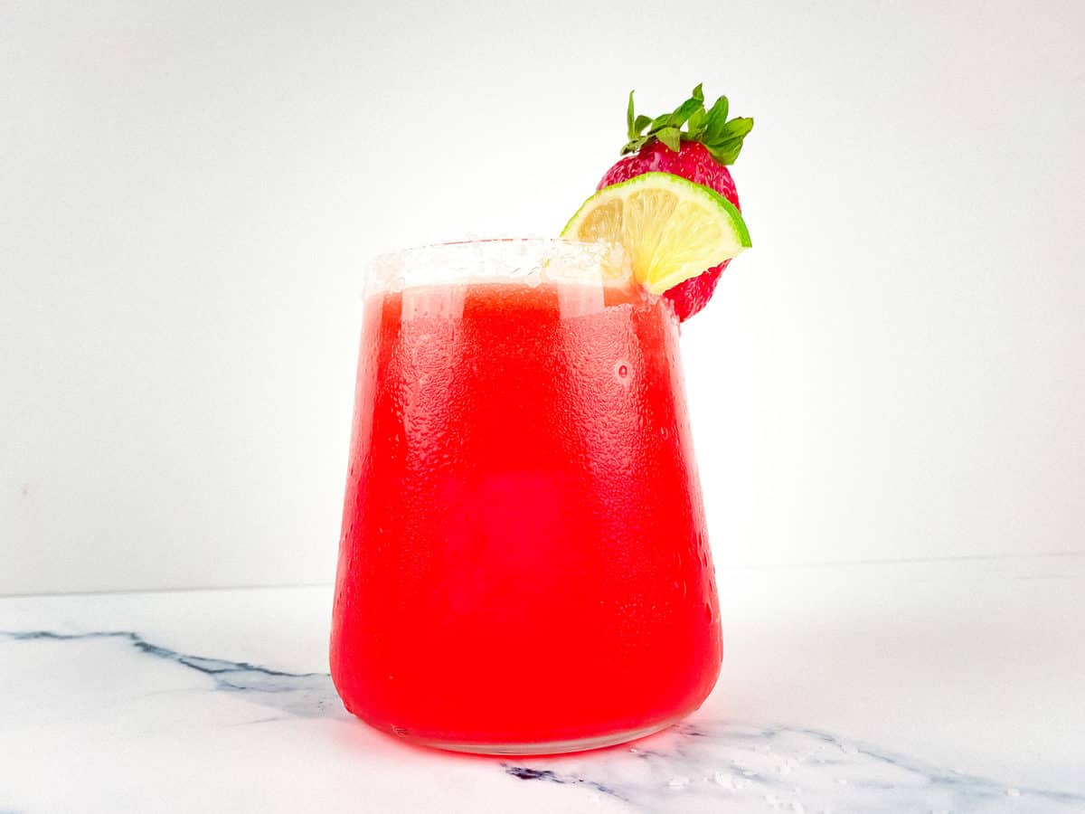 Strawberry Margarita_8846-3.jpg