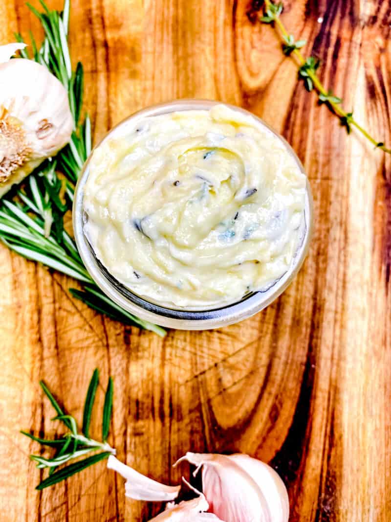 Easy Roasted Garlic Herb Butter » KerriAnn's Kravings